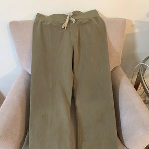 FIGS Heather Olive scrub pants